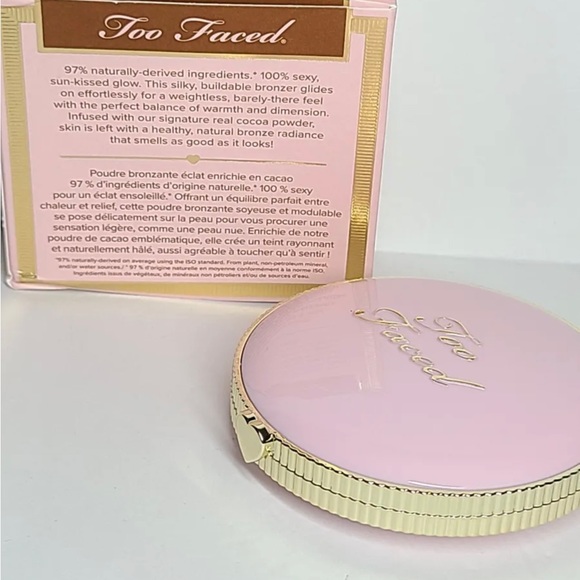 TOO FACED CHOCOLATE SOLEIL NATURAL CHOCOLATE BRONZER - CARAMEL COCOA - Picture 14 of 16